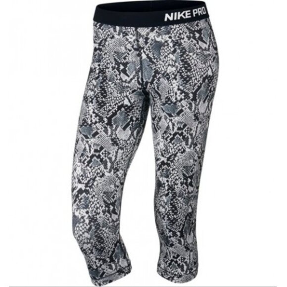 NWOT Nike Pro 3/4 Leggings Women's Black White Snakeskin Gym Workout, M - Picture 1 of 5